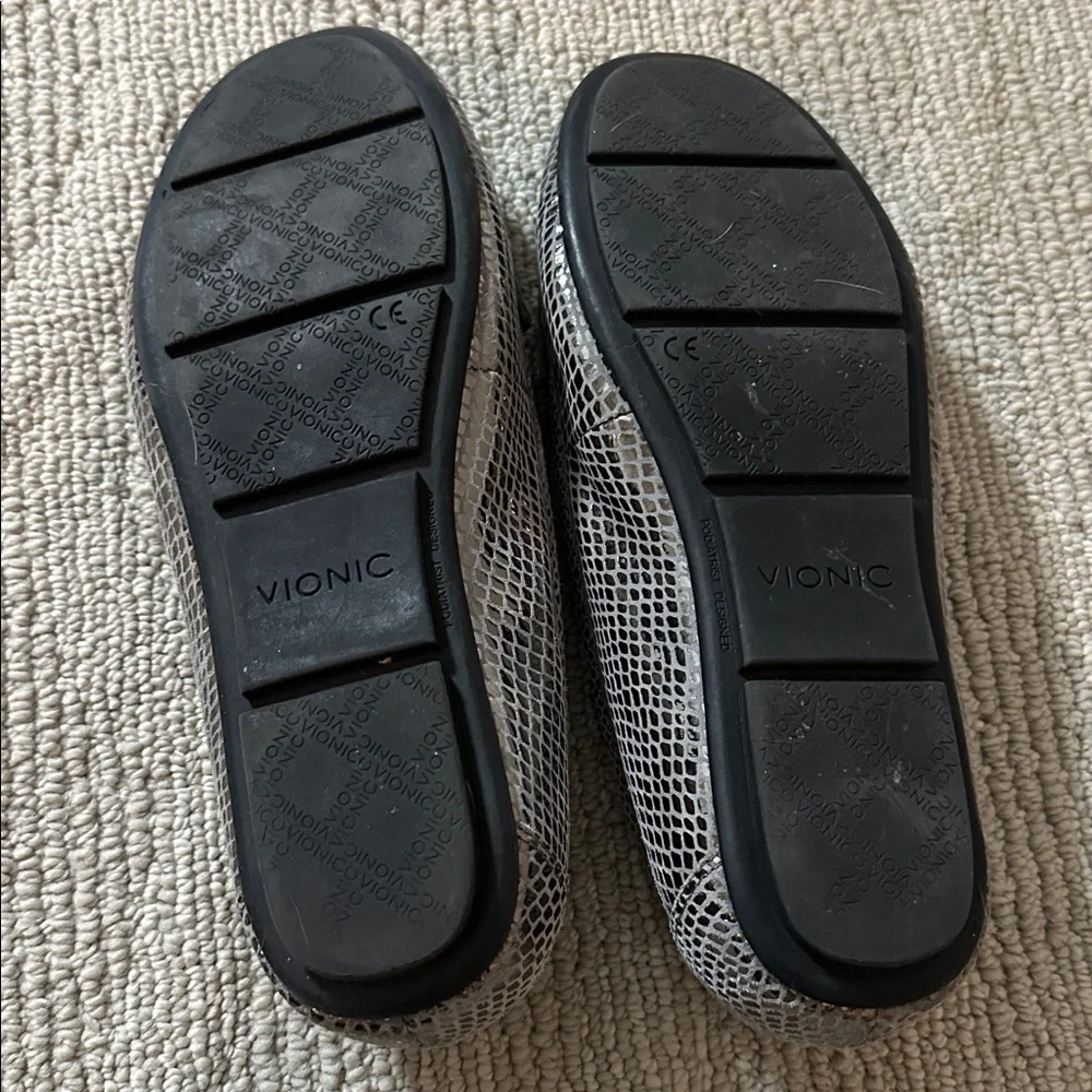 Vionic Chill Larrun loafer in metallic snake-print leather